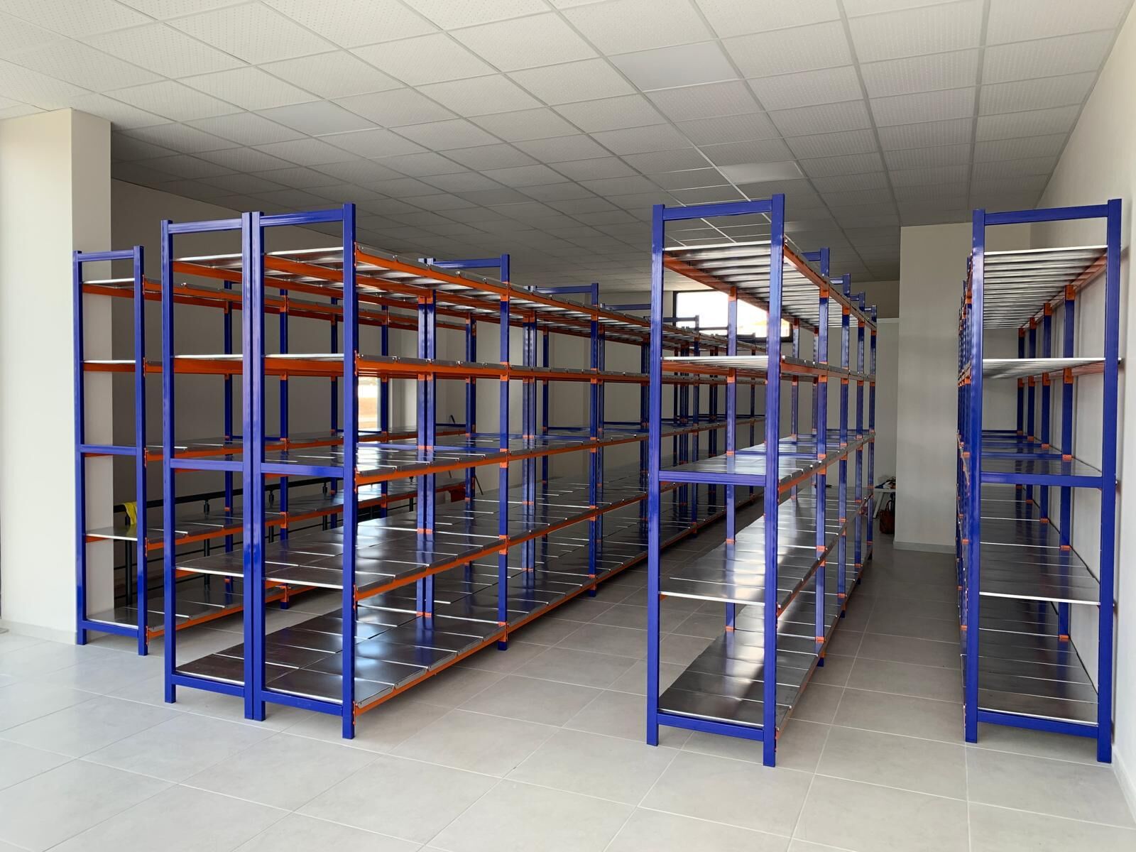 Sena Raf Hafif ve orta yük raf sistemi